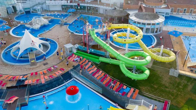 Jak dojechać do Suntago z Warszawy – praktyczny przewodnik dla odwiedzających