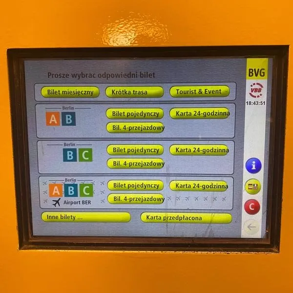 Jak prawidłowo zeskanować bilet w metrze i uniknąć problemów