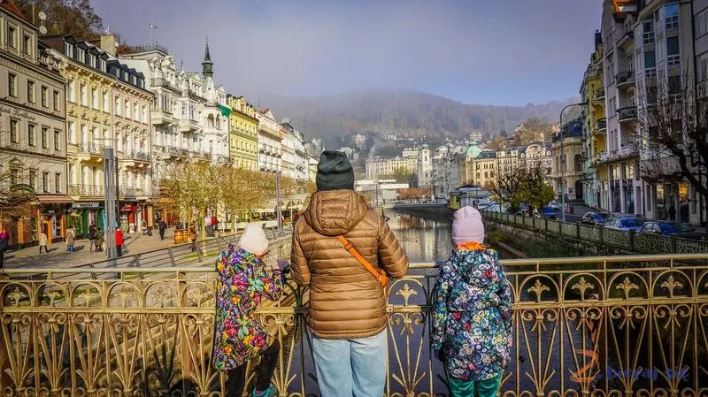 Jak wygodnie dojechać do Karlowych Warów? Przewodnik dla turystów