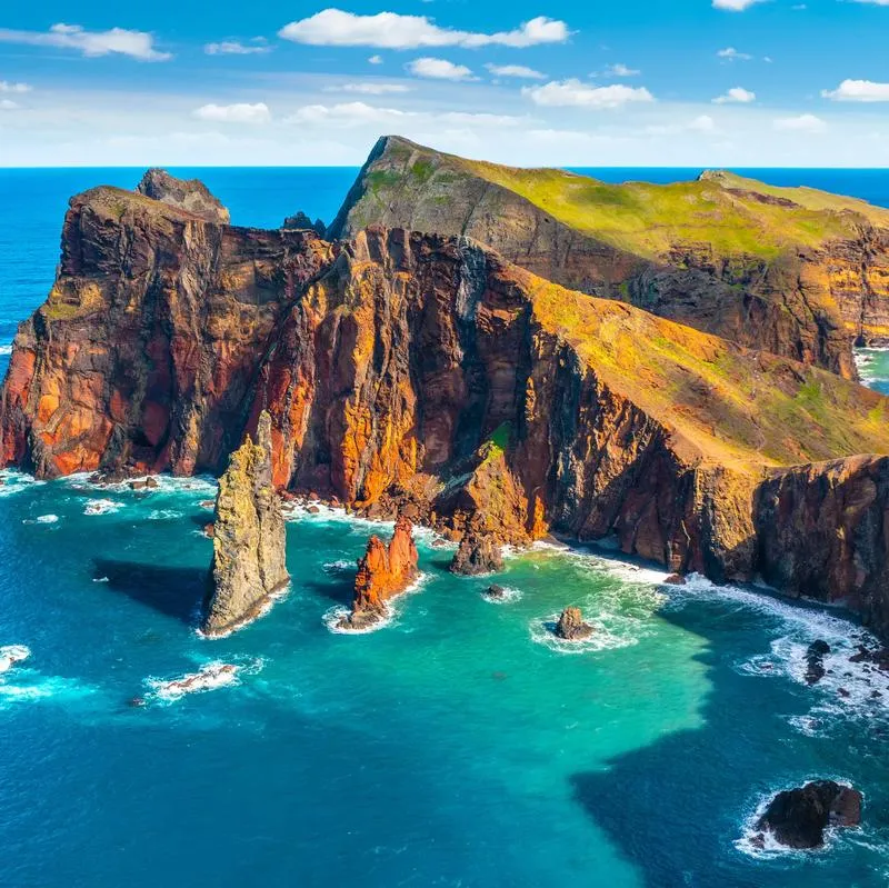 Madera: Odkryj najpiękniejsze atrakcje, które warto zobaczyć