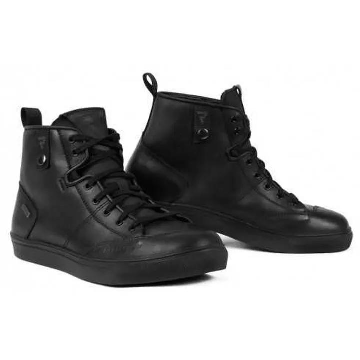 Najlepsze buty motocyklowe do turystyki – jak wybrać idealne dla siebie?