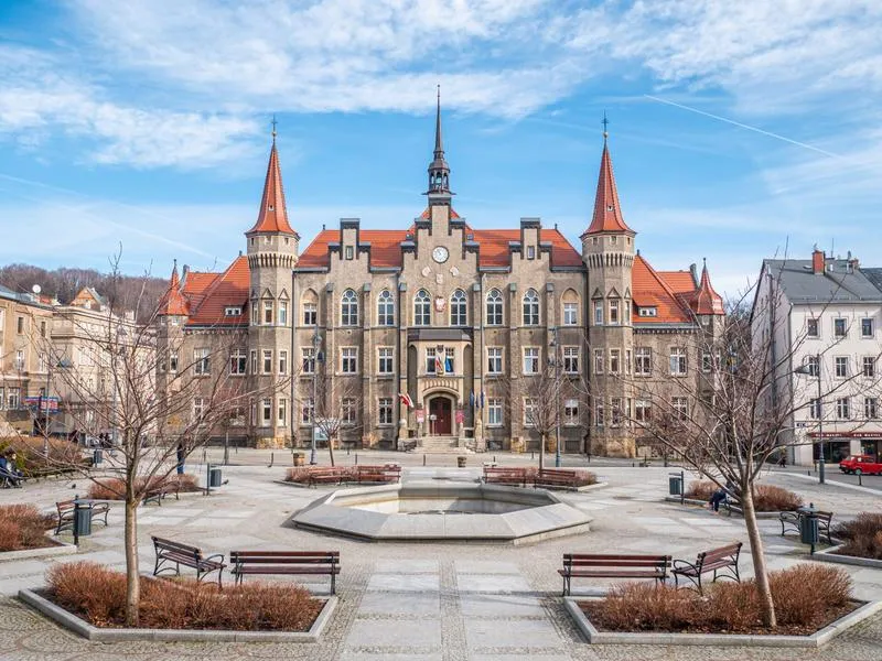 Odkryj niezapomniane atrakcje w Wałbrzychu – co warto zobaczyć?