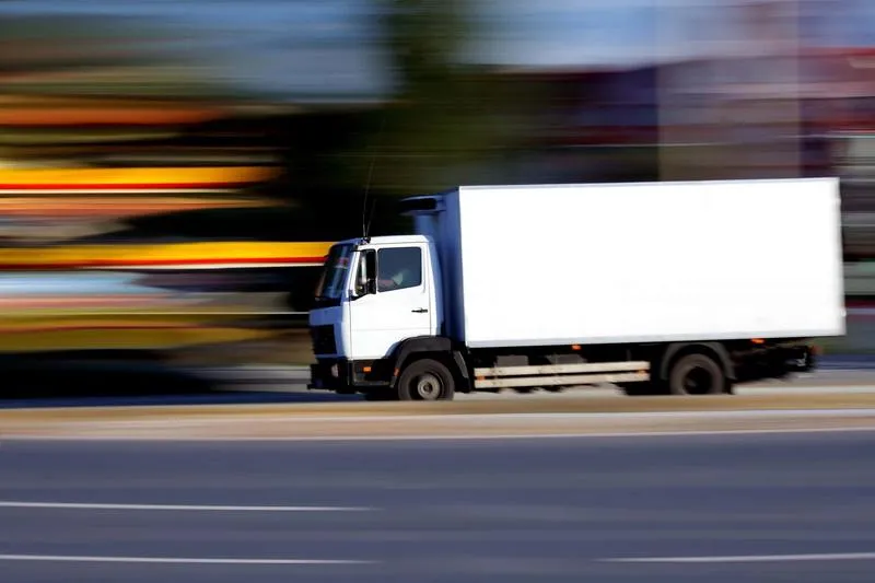 Bezpieczeństwo i normy przewozu spożywczego