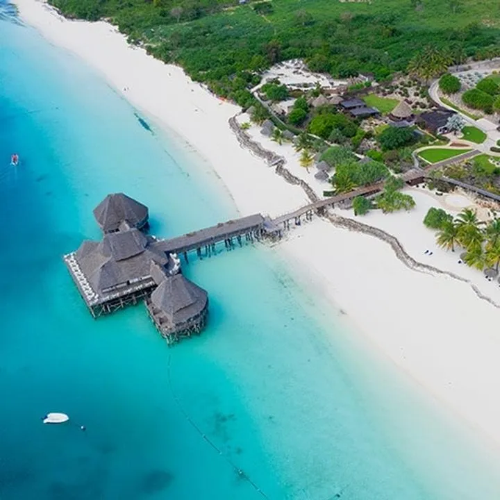 Czas lotu Warszawa Zanzibar