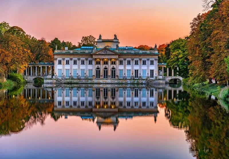 Komunikacja miejska Warszawa Łazienki