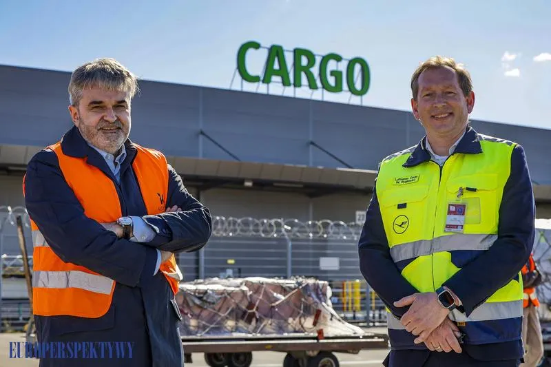 Linie lotnicze i połączenia Frankfurt-Katowice